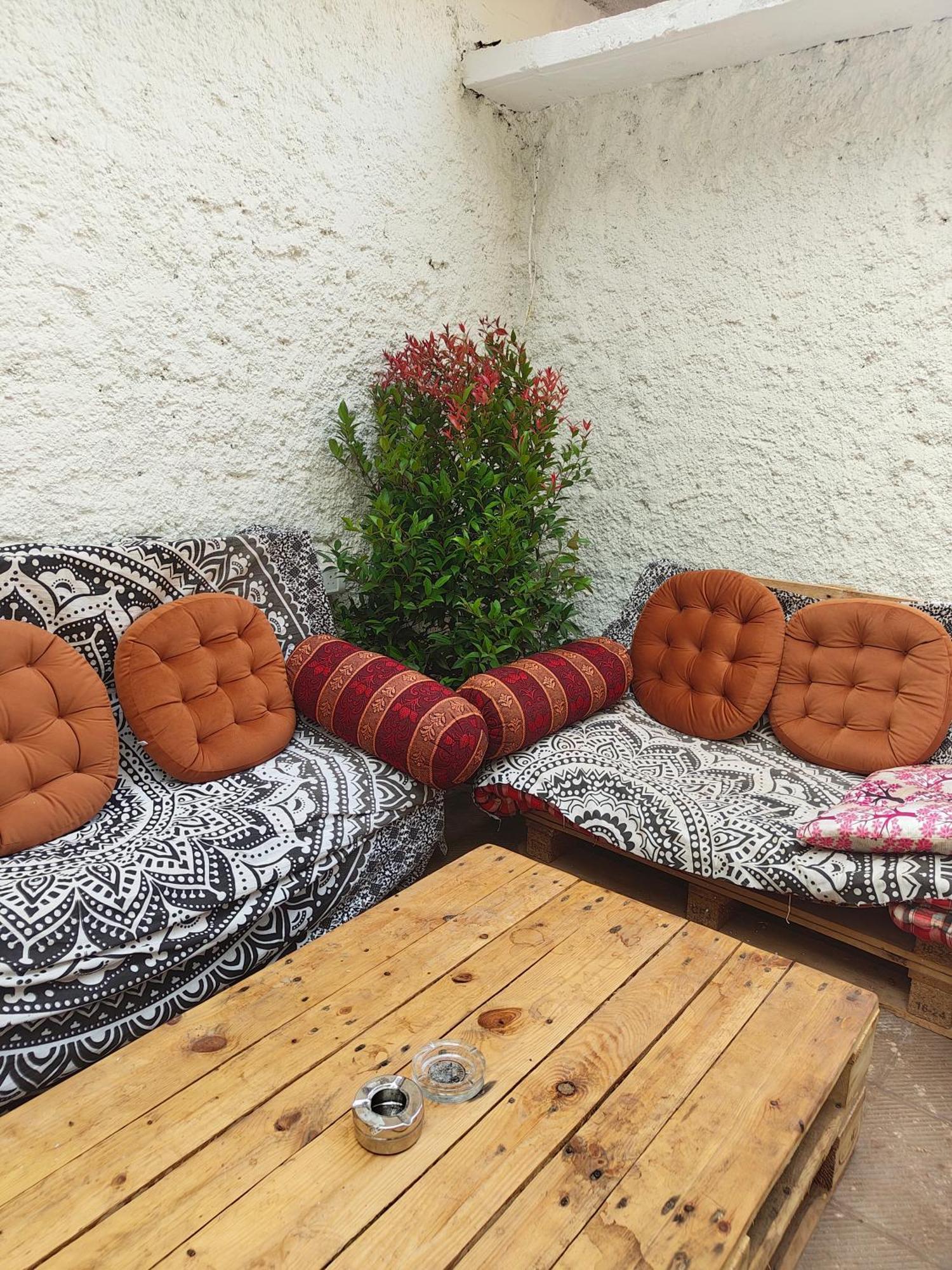 Hot - House Of Travellers, Vagator Hostel Kültér fotó